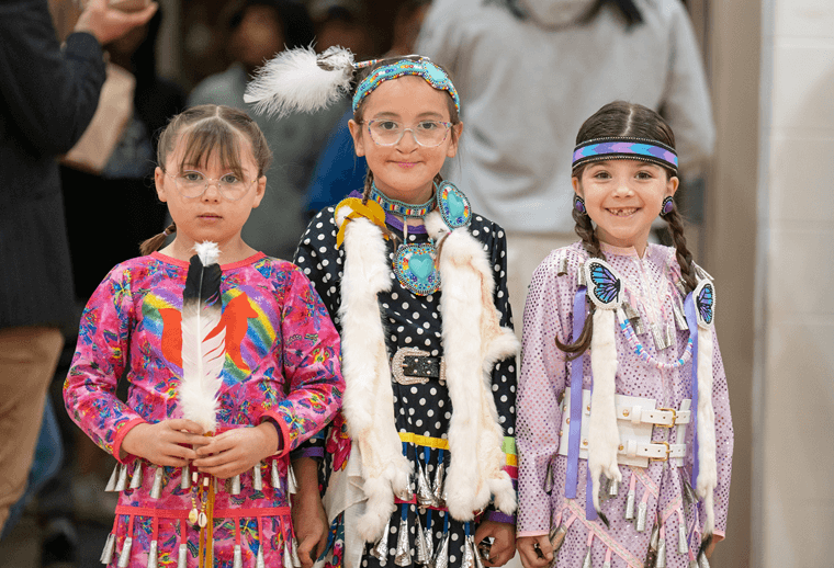 powwow kids