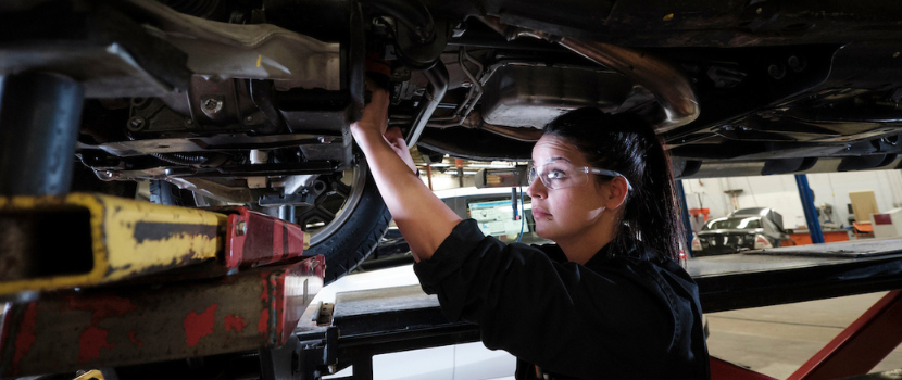 Technician mechanic shop